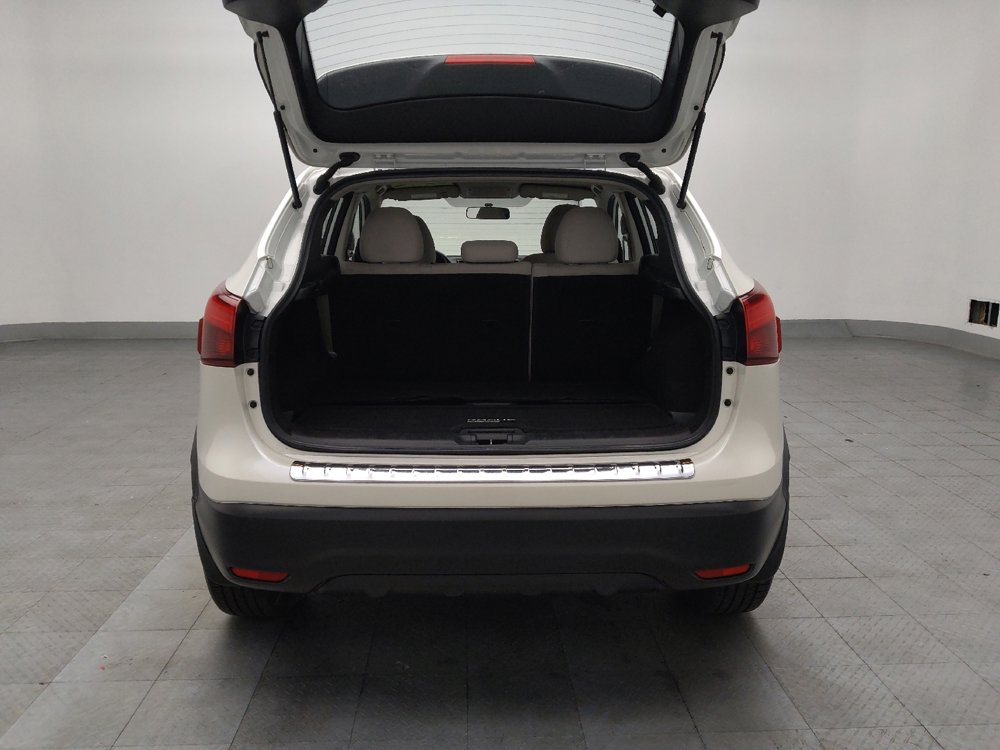 Used 2018 Nissan Rogue Sport SV w/ SV Technology Package image 29