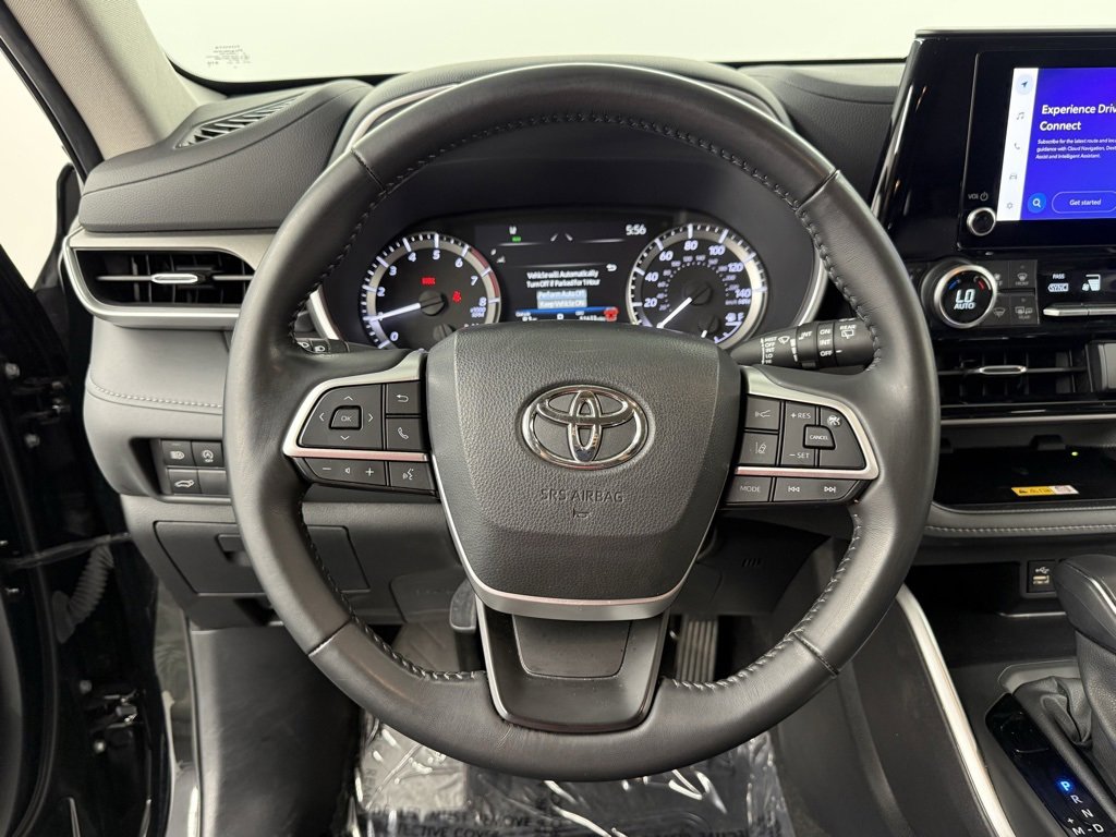 Used 2024 Toyota Highlander XLE image 21