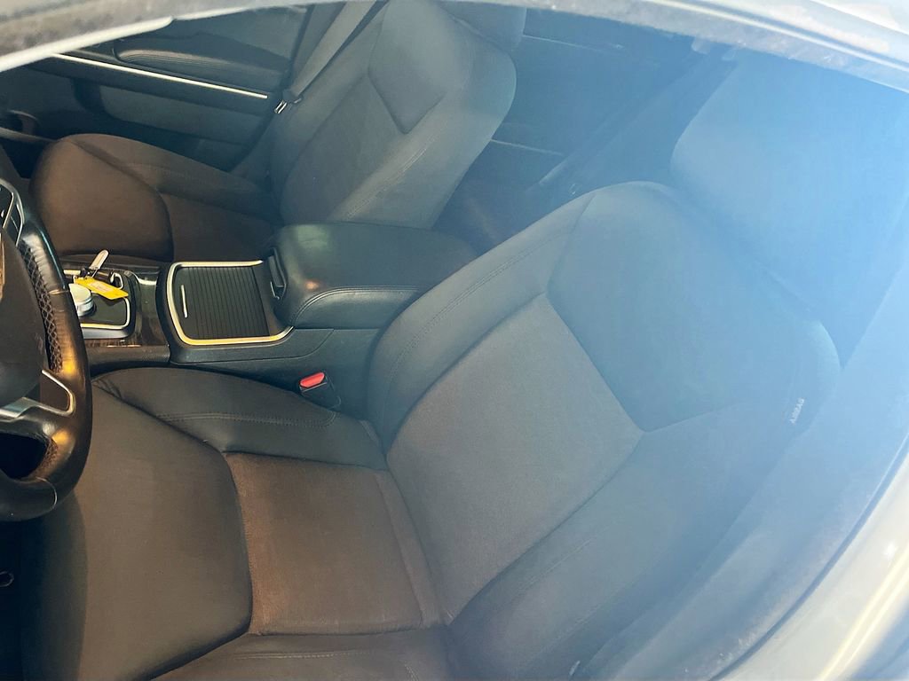 Used 2020 Chrysler 300 Touring w/ Sport Appearance Package image 18