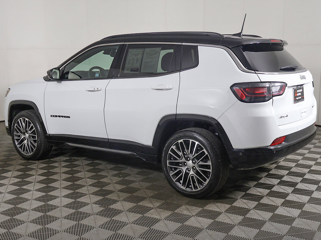 Used 2023 Jeep Compass Limited w/ Elite Group AWD/4WD image 15