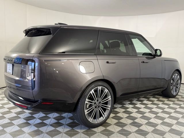 New 2025 Land Rover Range Rover SE image 7