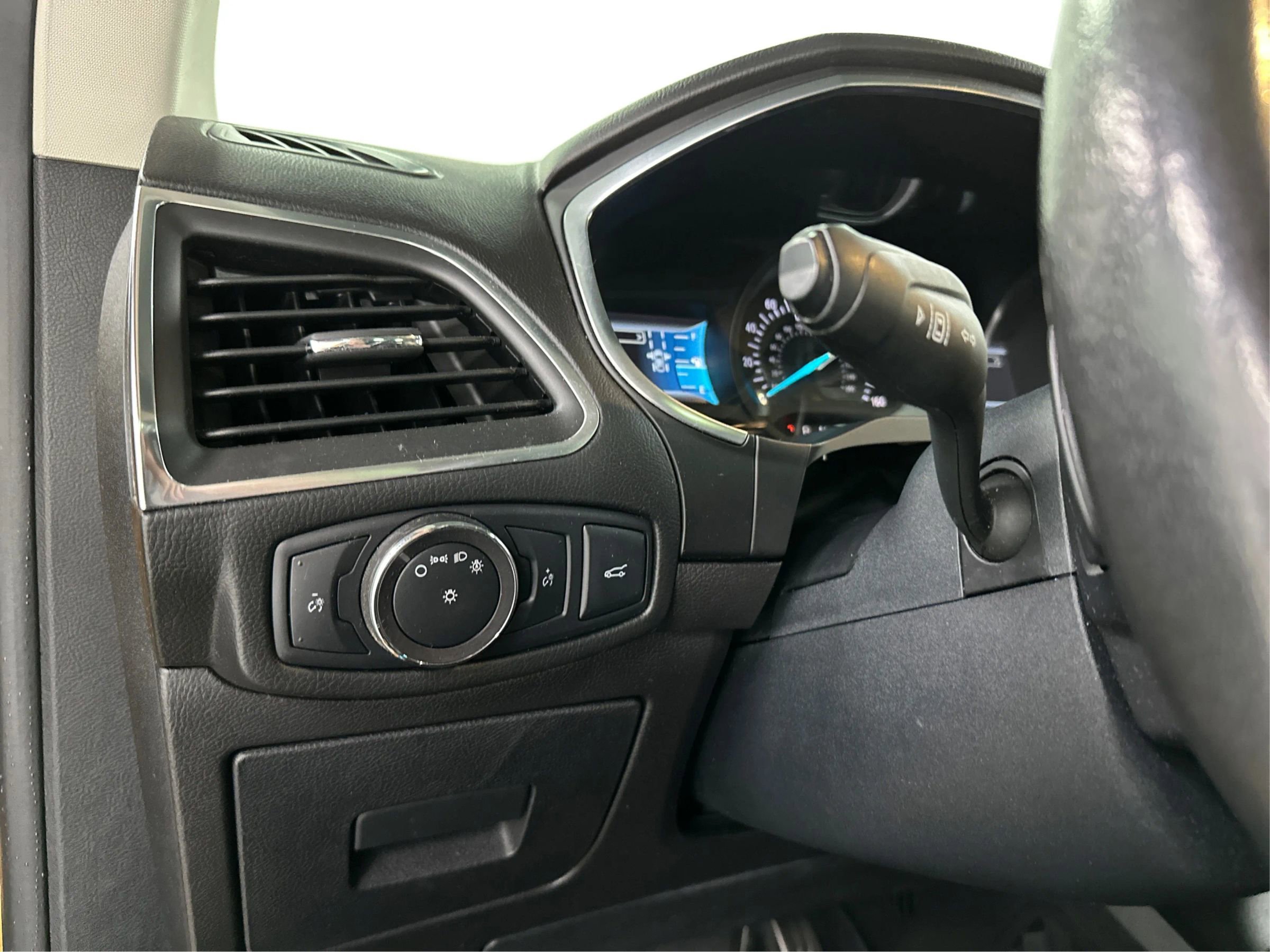 Used 2015 Ford Edge Sport w/ Equipment Group 401A image 19