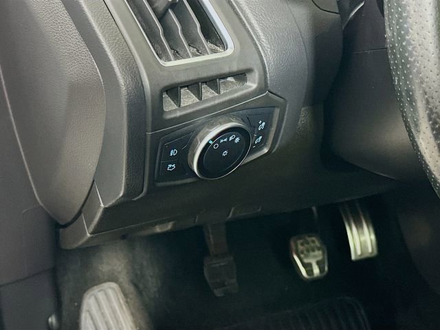 Used 2016 Ford Focus RS image 11