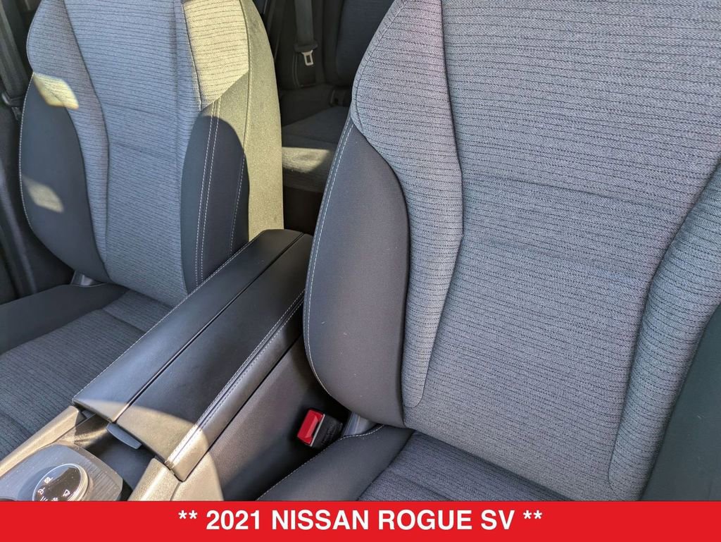 Certified 2021 Nissan Rogue SV image 17