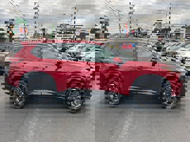 Used 2026 Nissan Rogue SV image 2