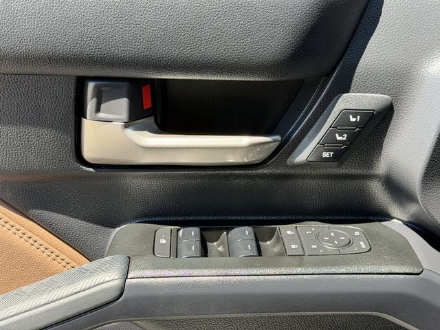 Used 2026 Toyota 4Runner Limited AWD/4WD image 24