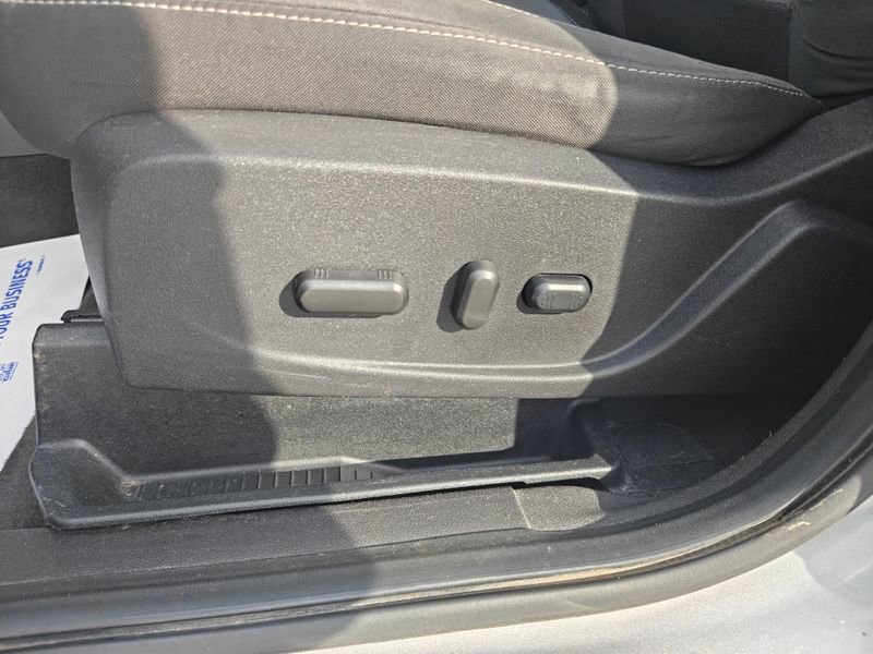 Used 2018 Ford Escape SE AWD/4WD image 13