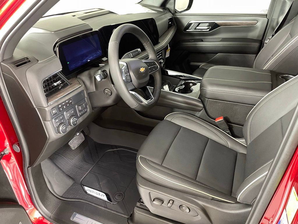 New 2025 Chevrolet Suburban Premier image 23
