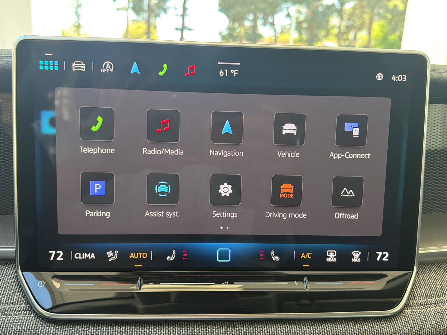 Used 2025 Volkswagen Tiguan S image 19