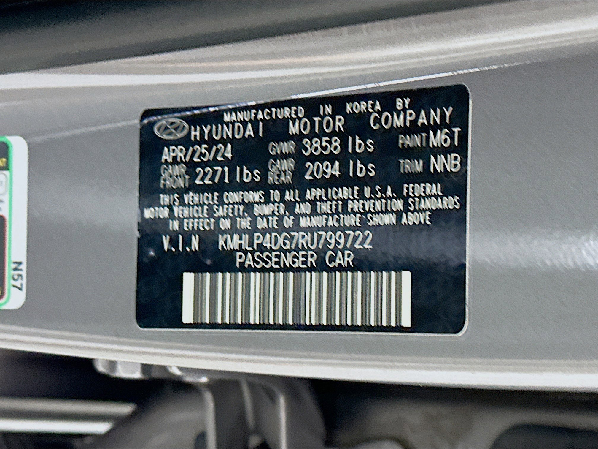 Used 2024 Hyundai Elantra Limited FWD image 12