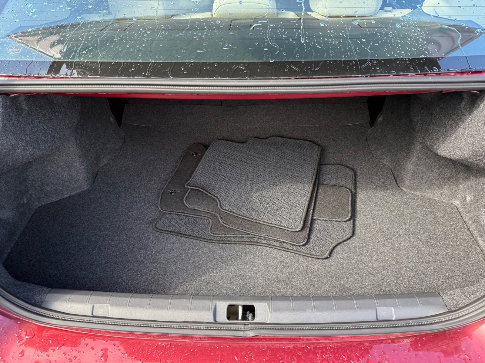 Used 2018 Subaru Impreza 2.0i Premium image 17