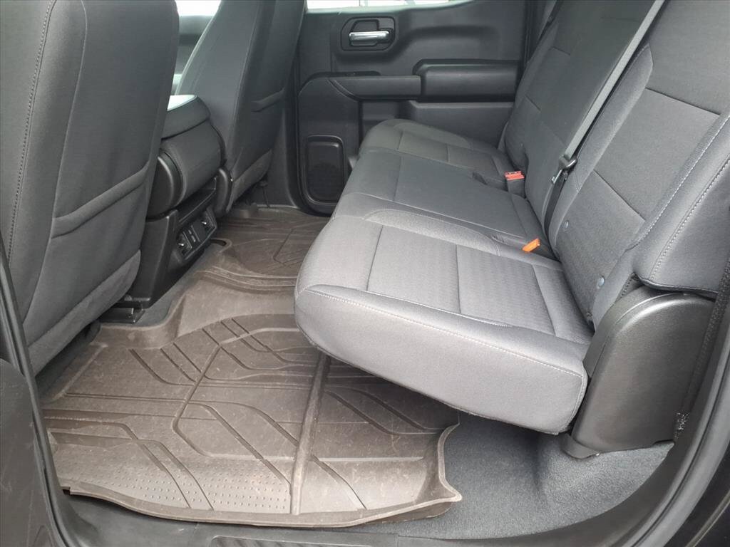 Used 2025 Chevrolet Silverado 1500 Custom RWD image 22