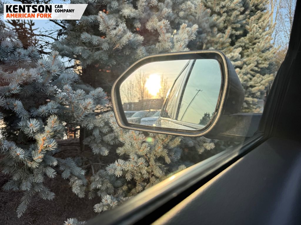 Used 2025 Ford Explorer Active image 23