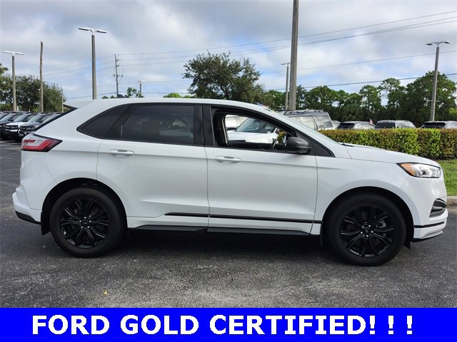 Used 2024 Ford Edge SE w/ Black Appearance Package image 12