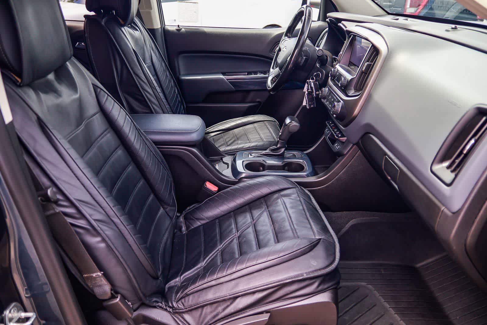 Used 2019 Chevrolet Colorado Z71 AWD/4WD image 16