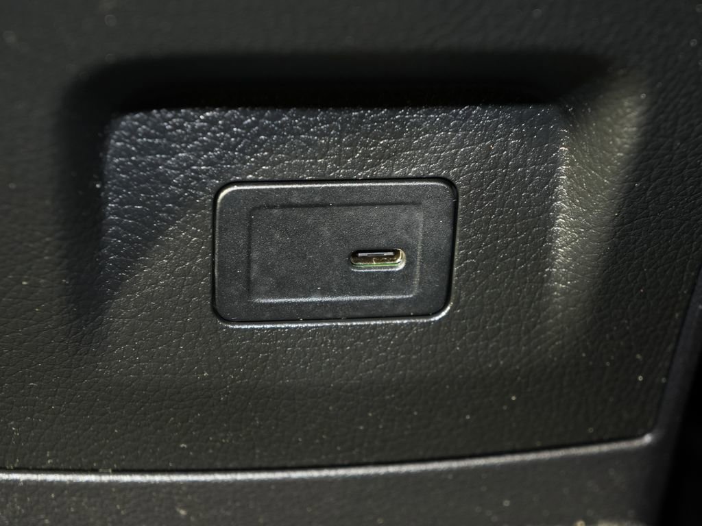 Certified 2022 Mercedes-Benz CLA 250 4MATIC image 34