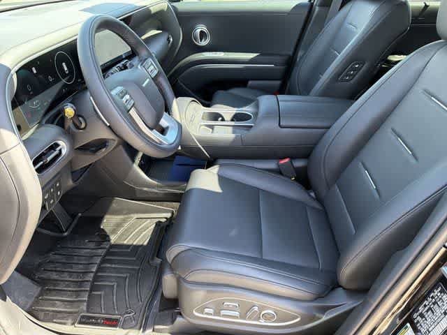 Certified 2026 Hyundai Palisade Calligraphy AWD/4WD image 13