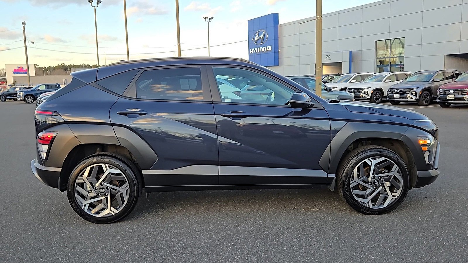 Used 2026 Hyundai Kona SEL Premium image 9