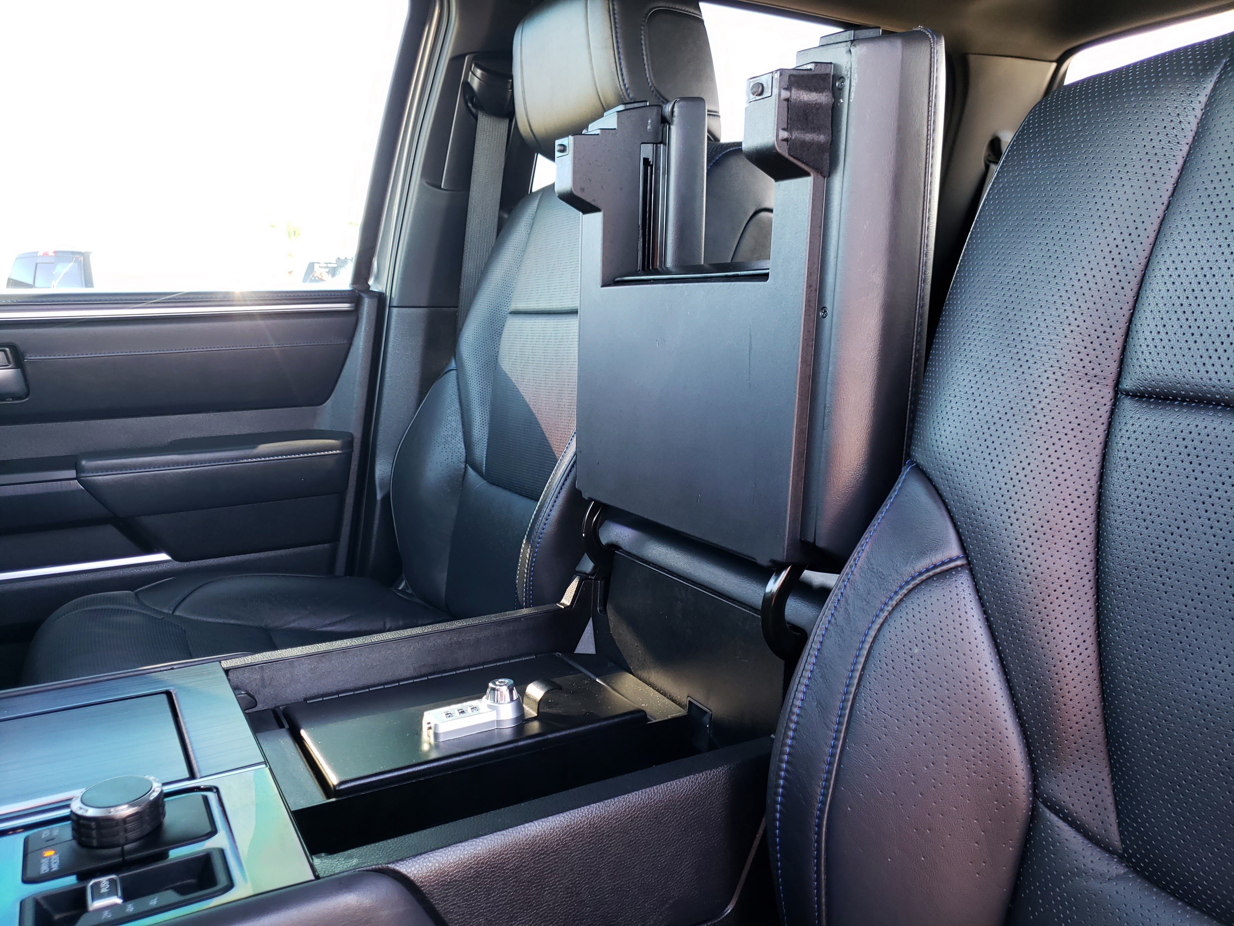 Used 2025 Toyota Tundra Platinum AWD/4WD image 29