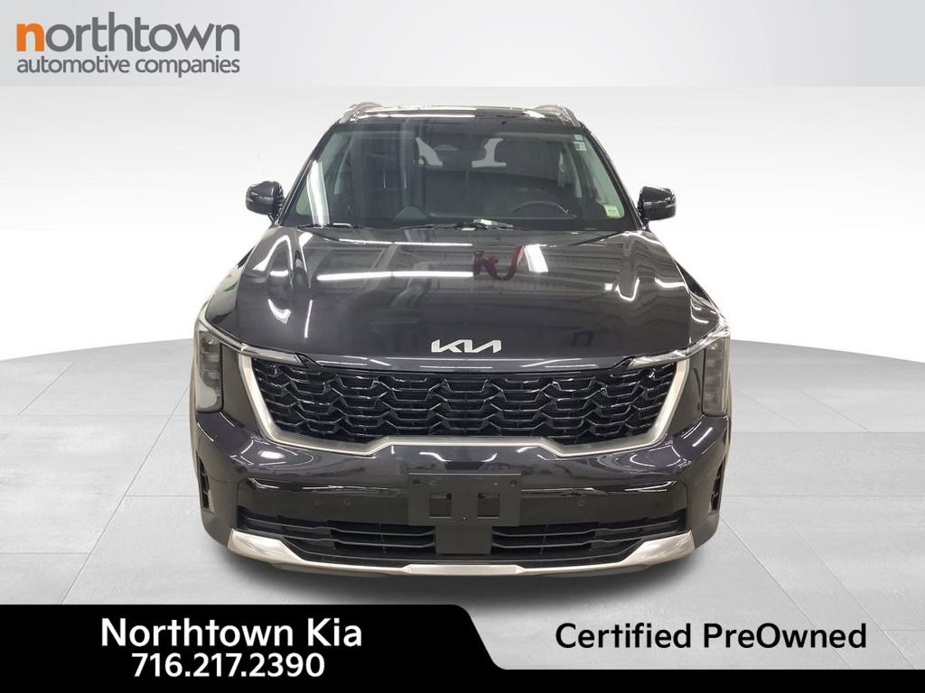 Certified 2025 Kia Sorento S w/ Panoramic Sunroof Package image 3