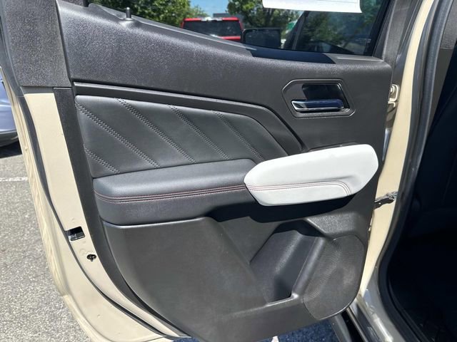 Used 2024 GMC Canyon AT4X AWD/4WD image 18