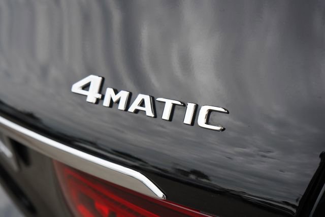 Used 2020 Mercedes-Benz GLC 300 4MATIC image 13