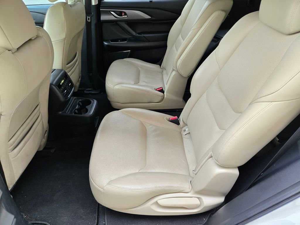 Used 2021 MAZDA CX-9 Touring w/ Touring Premium Package image 7