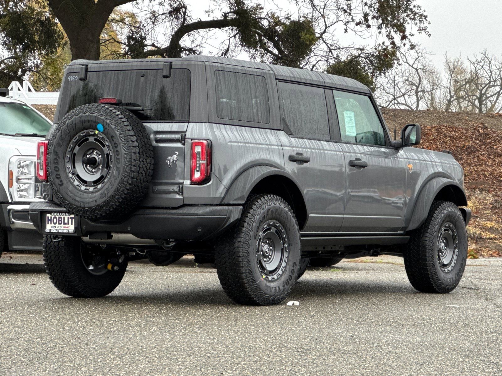 New 2025 Ford Bronco Badlands w/ Sasquatch Package image 3