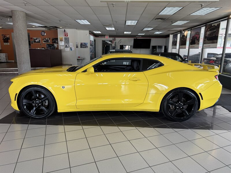 Used 2017 Chevrolet Camaro LT RWD image 2