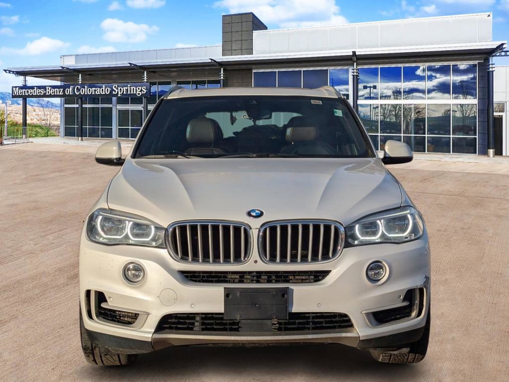 Used 2018 BMW X5 xDrive50i w/ Executive Package image 2
