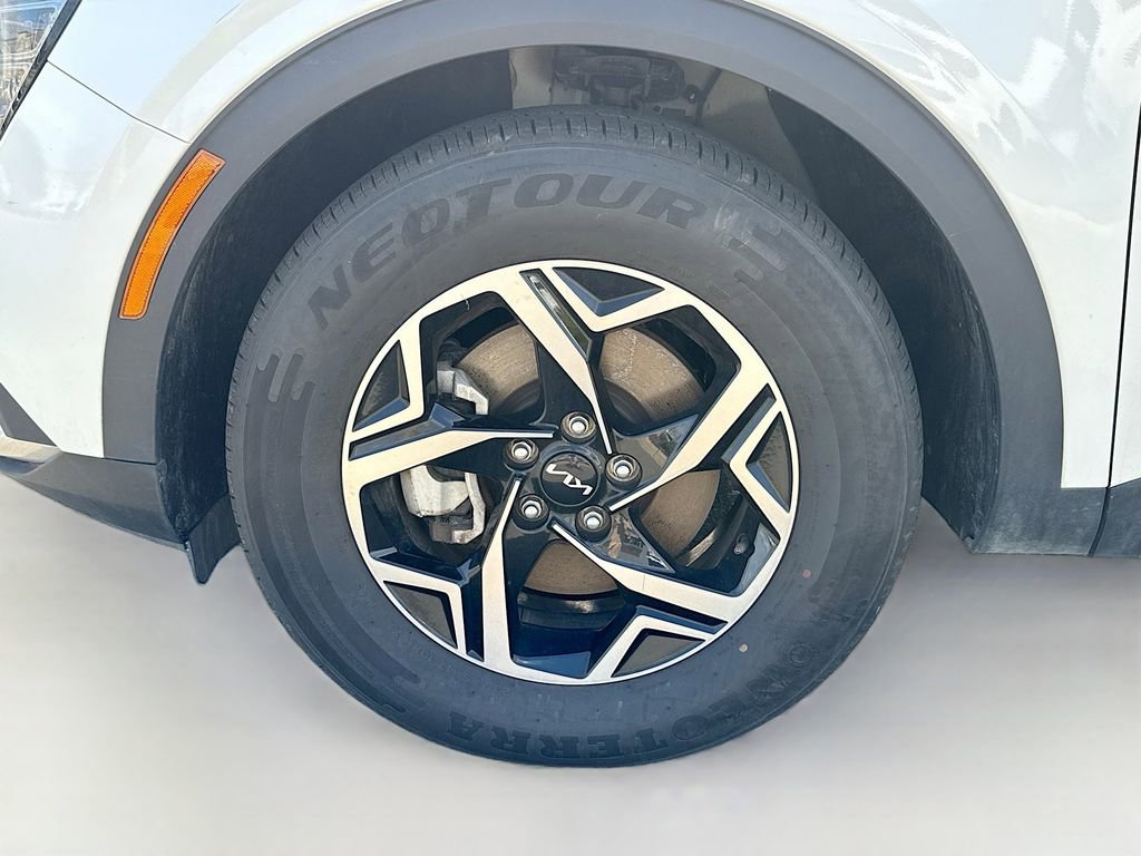 Used 2024 Kia Sportage LX image 33