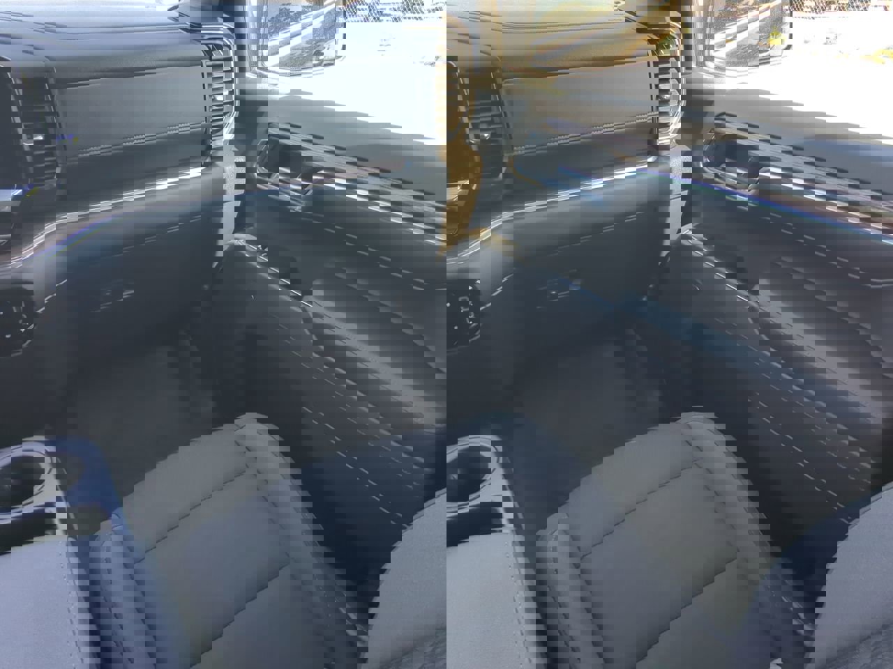 Used 2022 Chevrolet Silverado 1500 LT w/ Protection Package AWD/4WD image 15