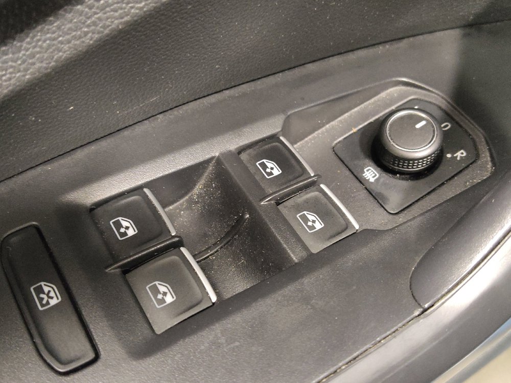 Used 2025 Volkswagen Jetta S FWD image 27