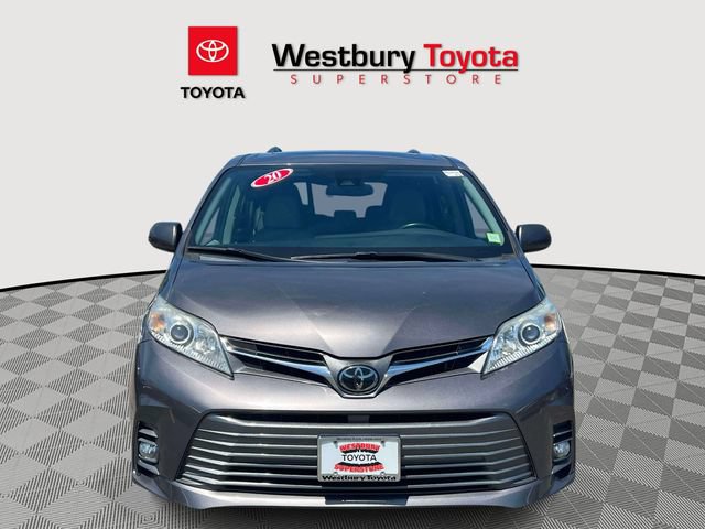 Certified 2020 Toyota Sienna XLE AWD/4WD image 3