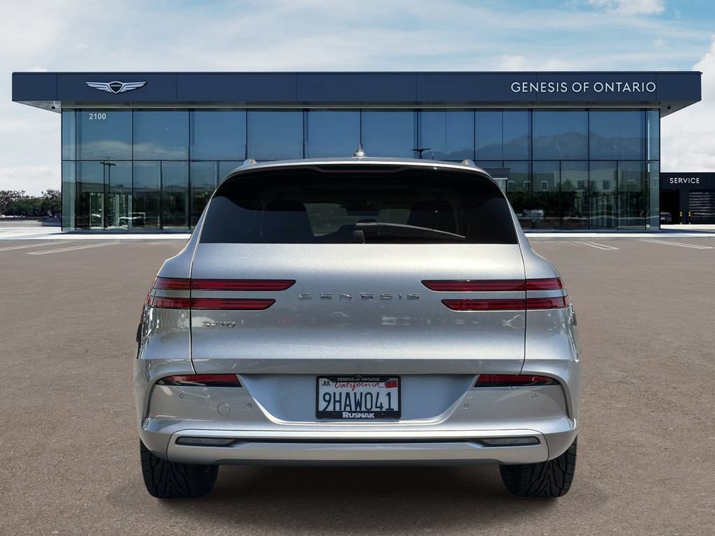 Used 2023 Genesis Electrified GV70 AWD/4WD image 5