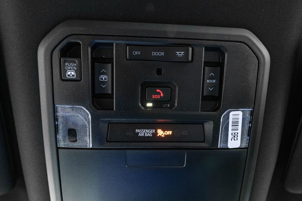 New 2026 Toyota Tundra Limited AWD/4WD image 32