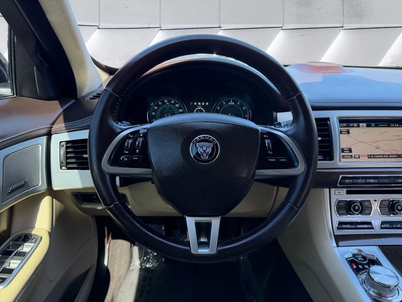 Used 2015 Jaguar XF Portfolio RWD image 13