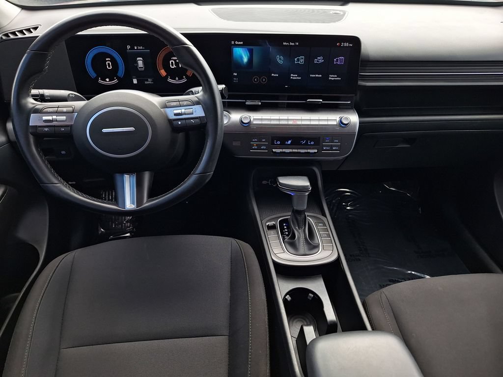 Certified 2025 Hyundai Kona SEL AWD/4WD image 14