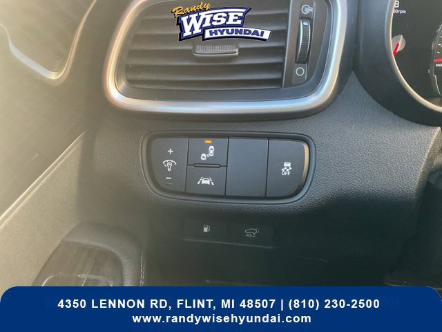 Used 2020 Kia Sorento EX AWD/4WD image 19