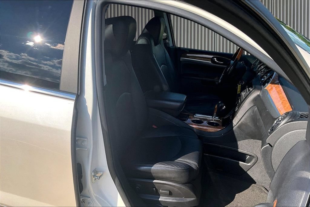 Used 2011 Buick Enclave CXL AWD/4WD image 10