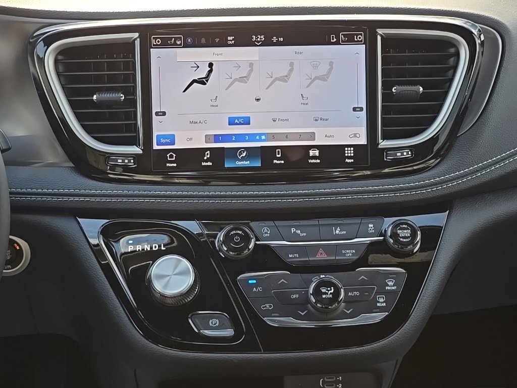 New 2026 Chrysler Pacifica Select image 34