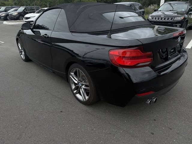 Used 2018 BMW 230i Convertible RWD image 15
