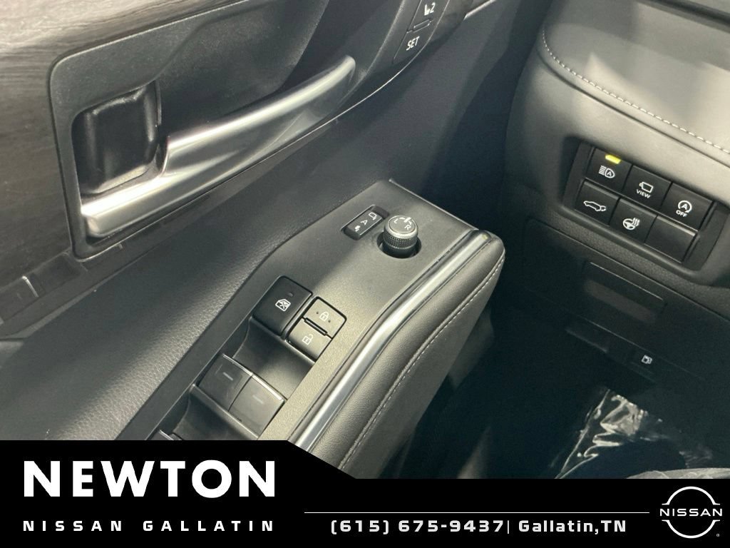 Used 2023 Toyota Highlander Platinum AWD/4WD image 50