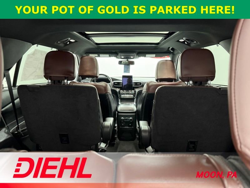 Used 2022 Ford Explorer Platinum w/ Equipment Group 601A image 13