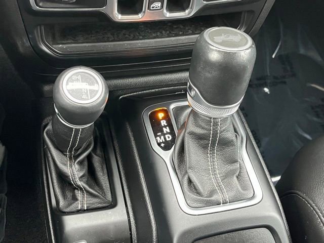 Used 2020 Jeep Wrangler Unlimited Sahara w/ Cold Weather Group image 15