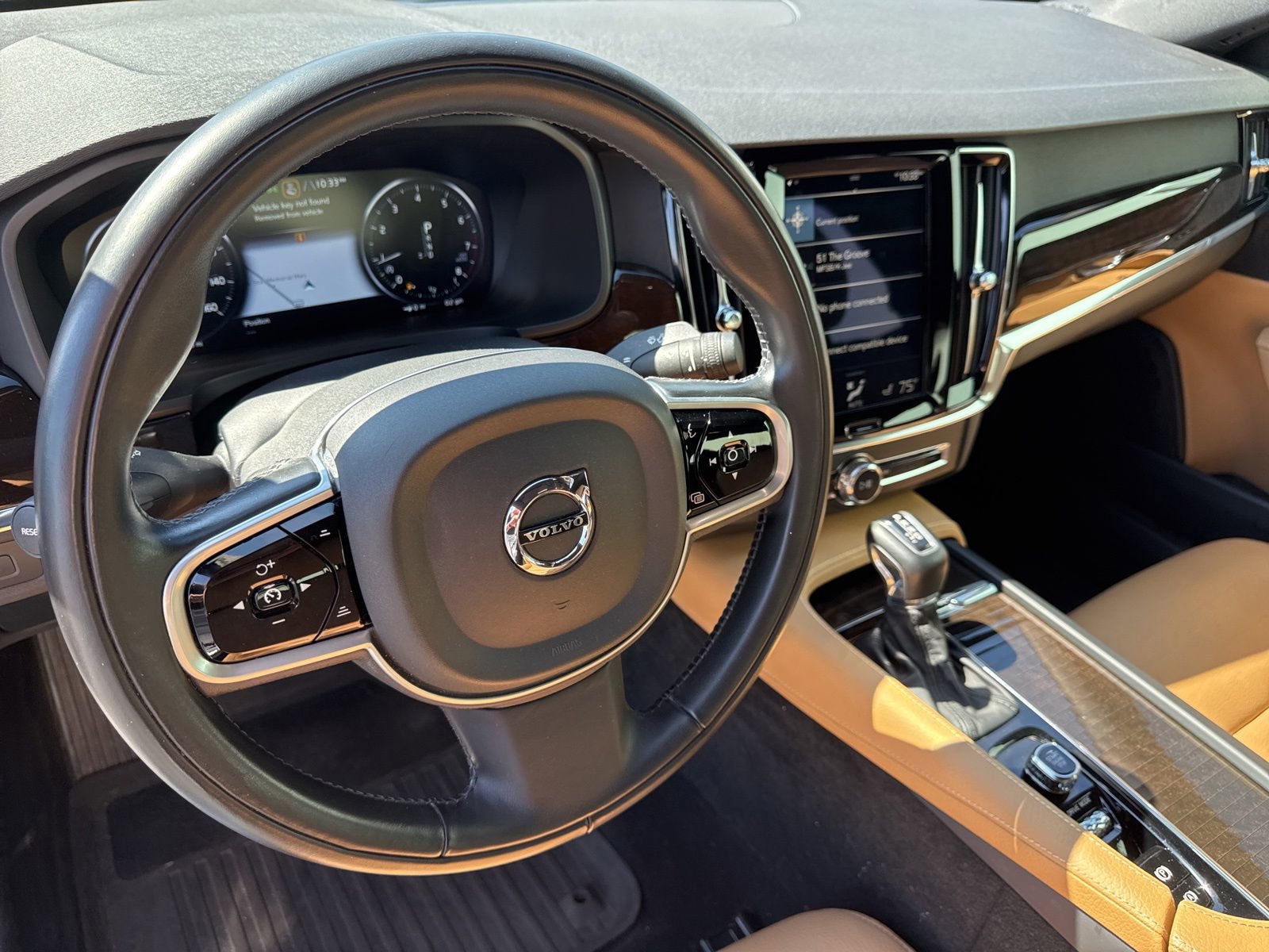 Used 2018 Volvo S90 T6 Momentum w/ Convenience Package AWD/4WD image 23