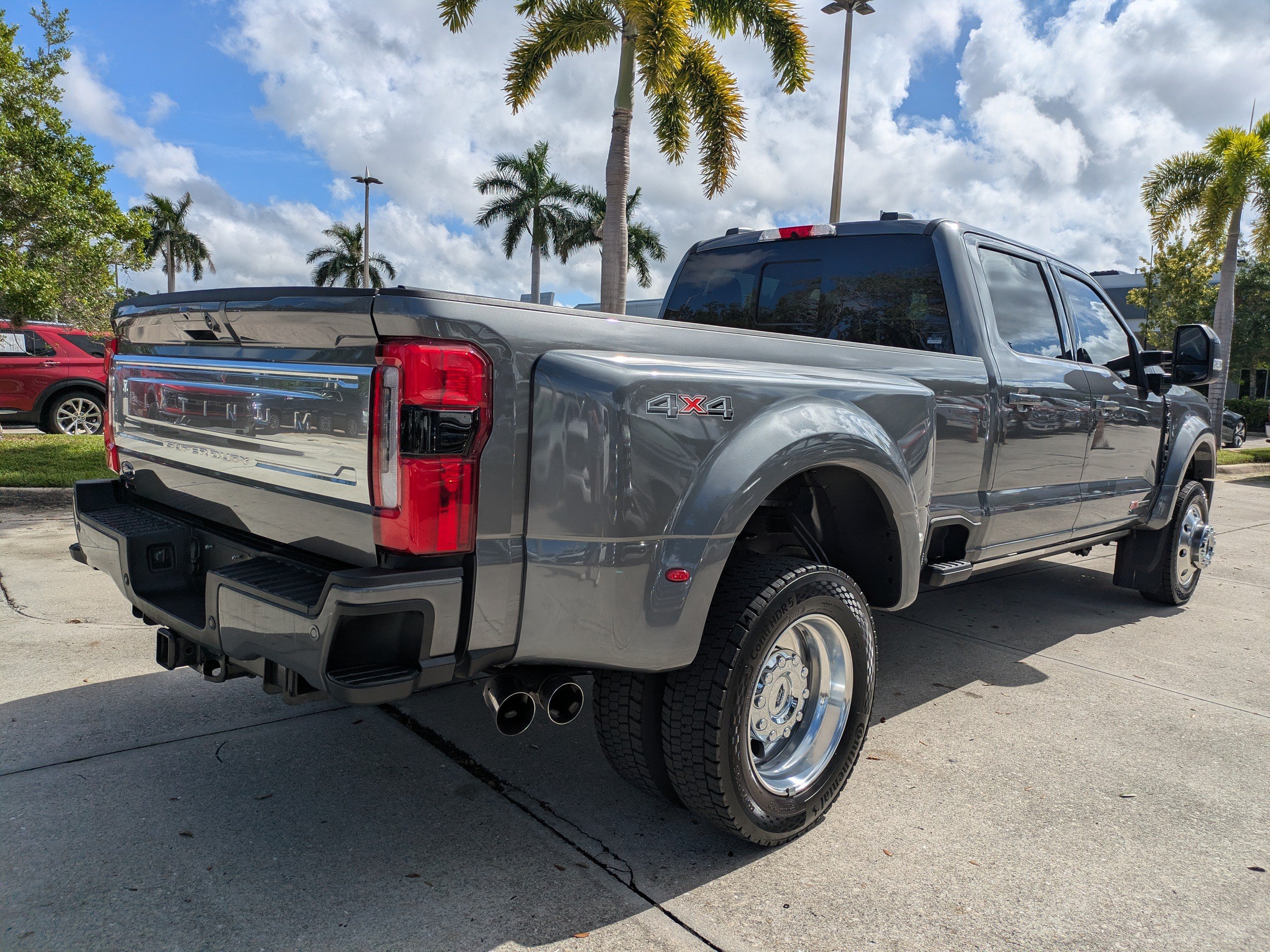 Used 2025 Ford F450 Platinum w/ Camper Package AWD/4WD image 4