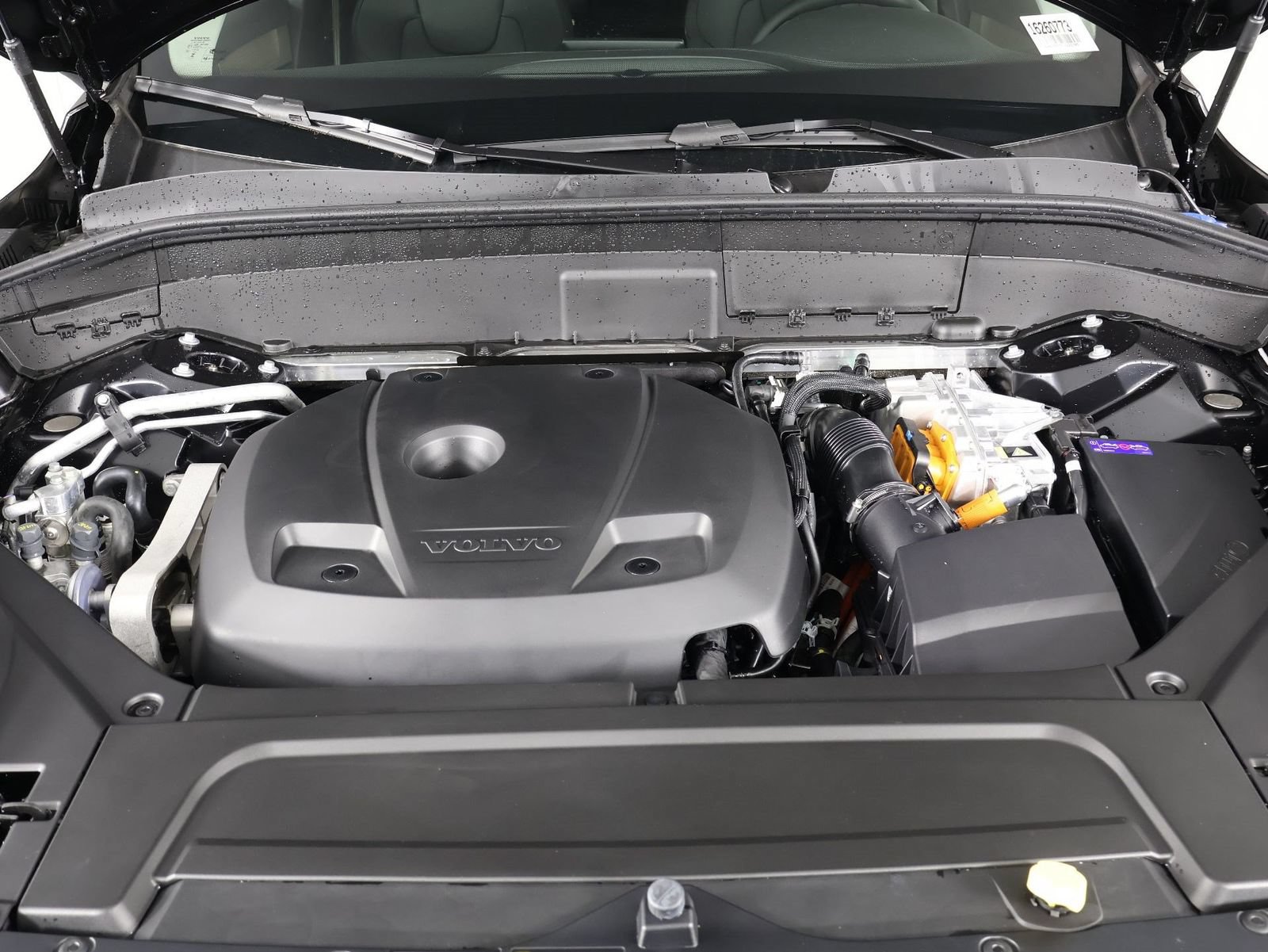 New 2026 Volvo XC90 T8 Plus AWD/4WD image 12