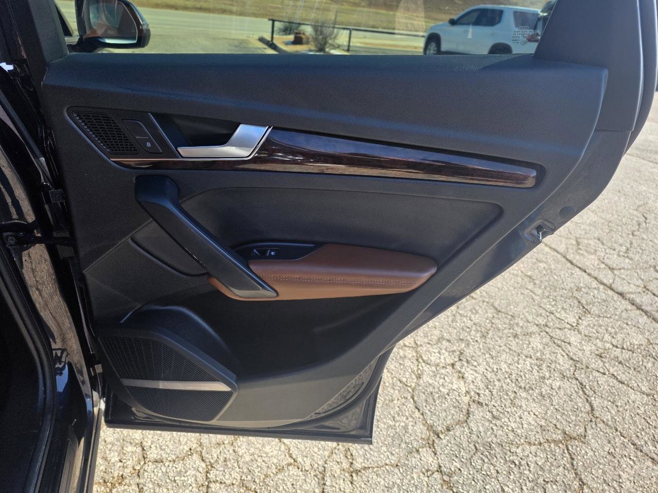 Used 2019 Audi Q5 2.0T Premium Plus image 14