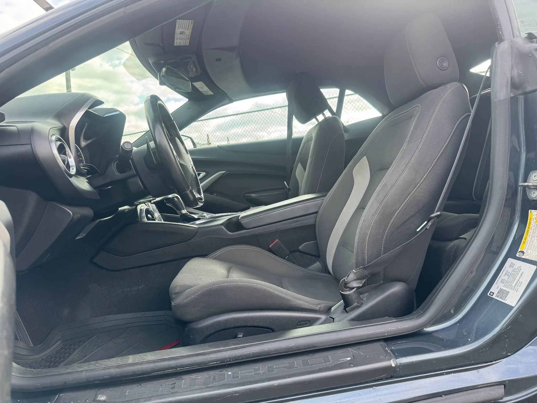 Used 2020 Chevrolet Camaro LT RWD image 19